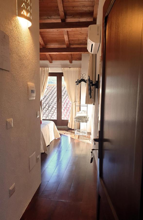 The Templars Guesthouse サントゥ・ルッスルジュ エクステリア 写真