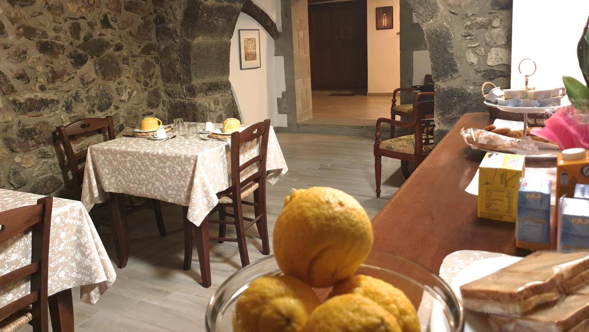 The Templars Guesthouse サントゥ・ルッスルジュ エクステリア 写真